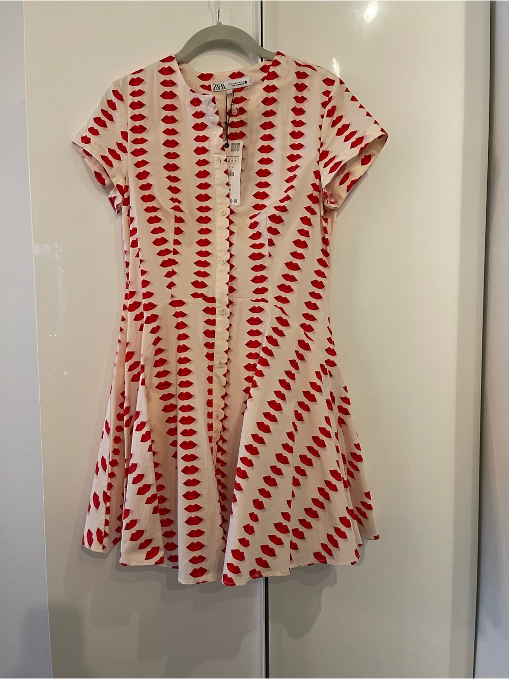 Zara Cream Mini Dress with Red Lip Print